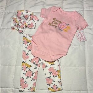 Pink Floral Baby Outfit Set, Onsie. Pants, Headwrap with Bow